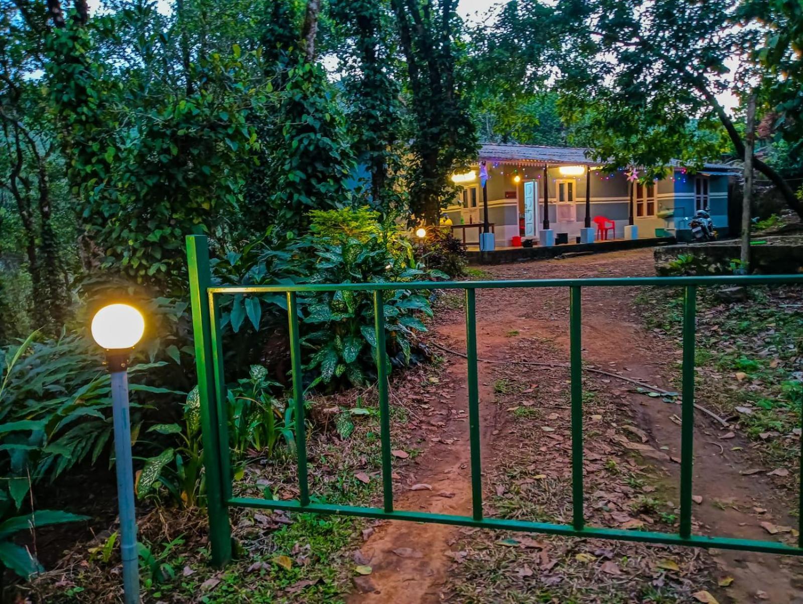 Tharayil Farm Stay Вагамон Екстер'єр фото